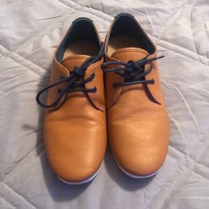 Dress shoes